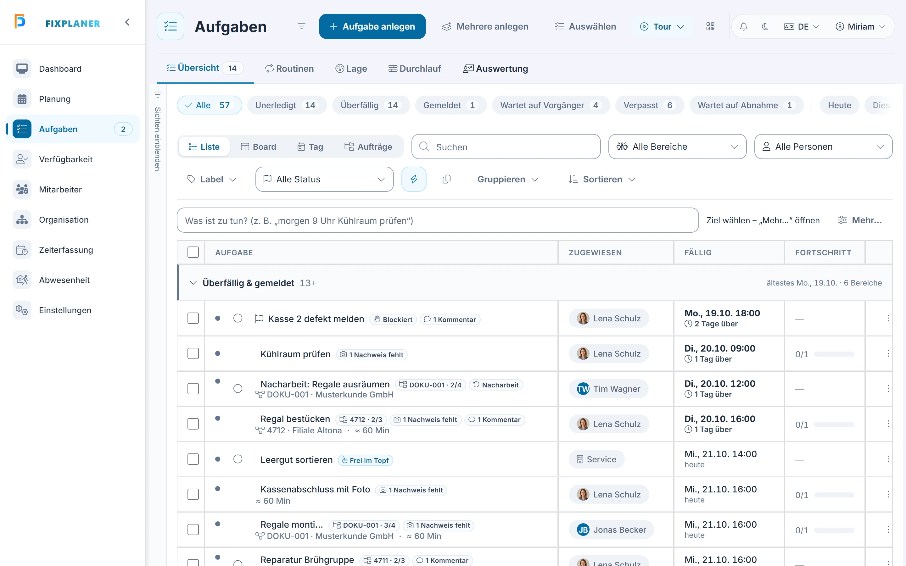 Screenshot Schnell anlegen: Schritt 1: Eingabezeile öffnen. Markiert: (1) Schnell anlegen: Das Symbol öffnet die Eingabezeile über der Liste., (A) Was ist zu tun?: In diese Zeile tippst du die Aufgabe als Text.