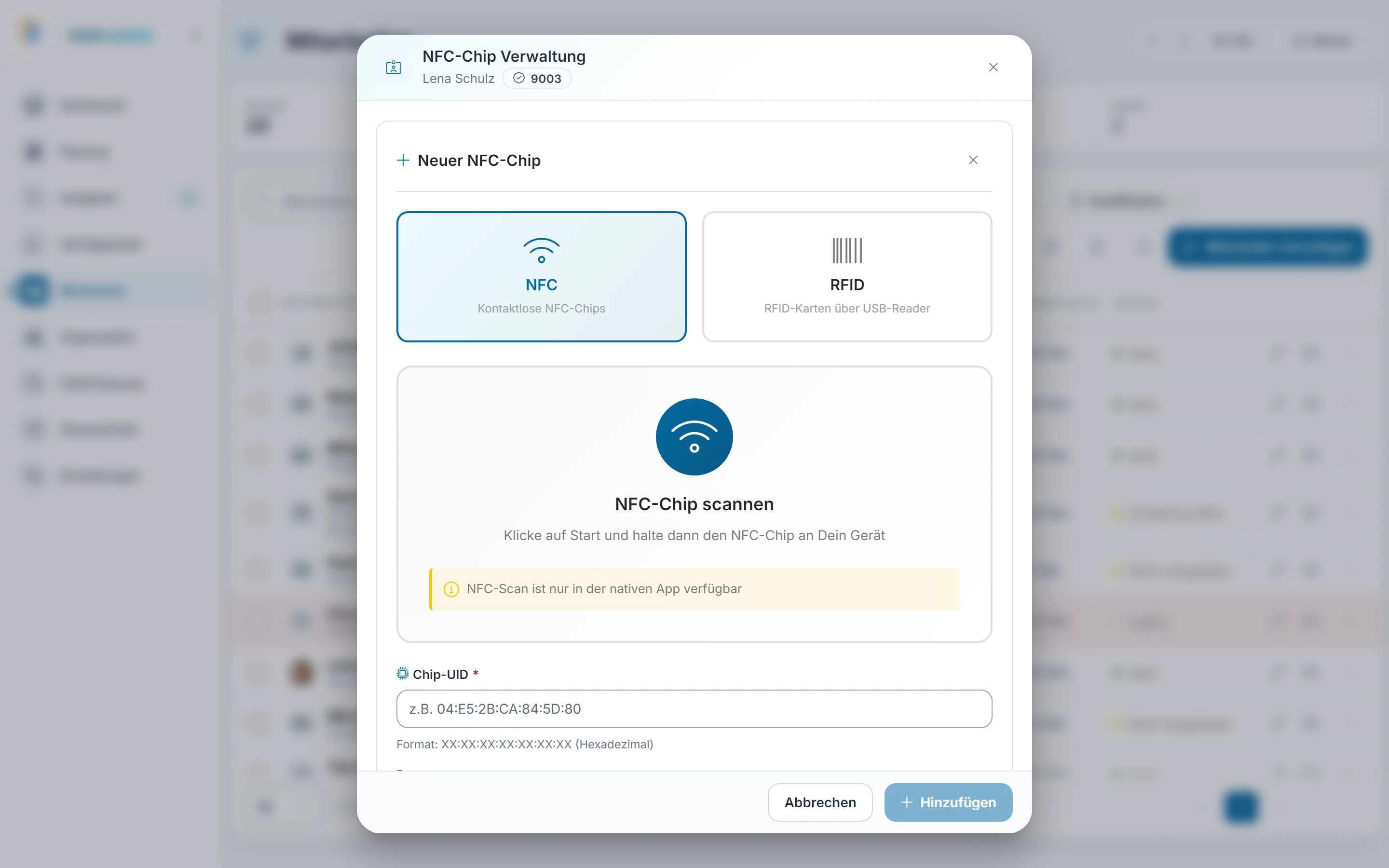 Screenshot NFC-Chips verwalten: Schritt 2: Chip scannen. Markiert: (1) NFC-Chip scannen: „Scan starten“ liest einen NFC-Chip über das Gerät., (2) RFID: RFID liest eine Karte über einen USB-Leser.